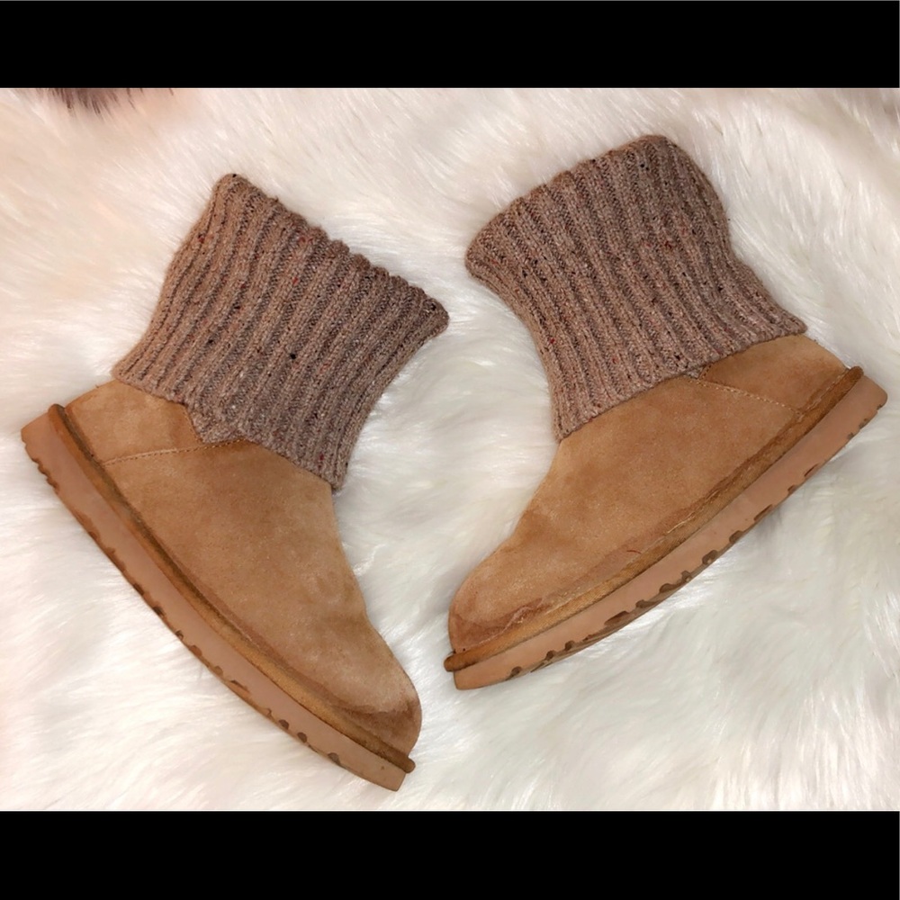 UGG Chestnut Cable Knit Boots - Picture 3 of 8